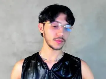 wet_dreamm22 – webcam model profile photo Image 9