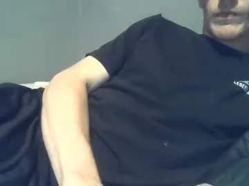 ululante – webcam model profile photo Image 9