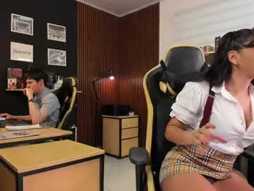 your_dolls – webcam model profile photo Image 4