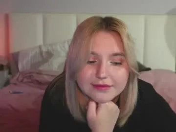 your_dolls – webcam model profile photo Image 7