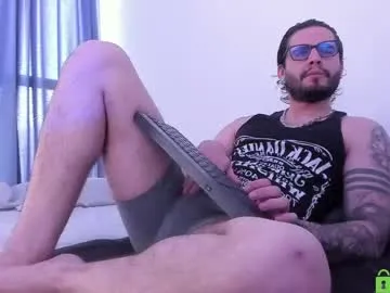 ululante – webcam model profile photo Image 19