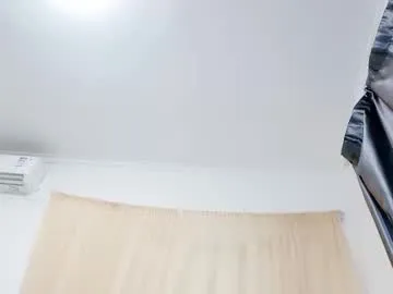 _iuiu_ – webcam model profile photo