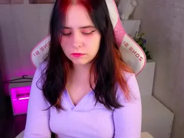 Kendall – webcam model profile photo Image 4