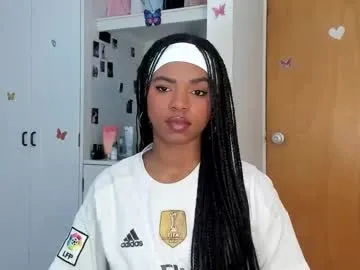 playussoftly – webcam model profile photo Image 4