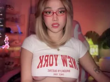 pinkadele – webcam model profile photo Image 10