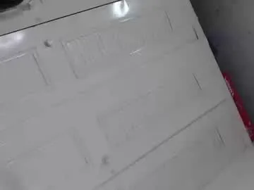 dongfatherproductions – webcam model profile photo Image 14