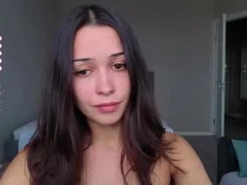 mia_cloudy – webcam model profile photo Image 12