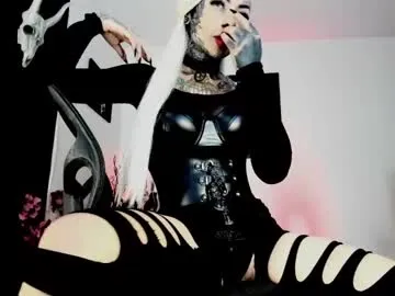 MiaDeliz – webcam model profile photo Image 2