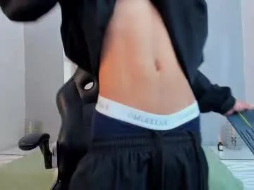 madmax20x – webcam model profile photo Image 6