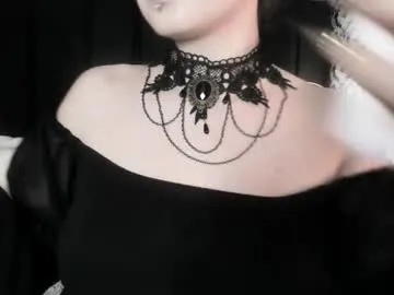 pinkypuppa – webcam model profile photo Image 3