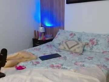 EliDupont – webcam model profile photo Image 18