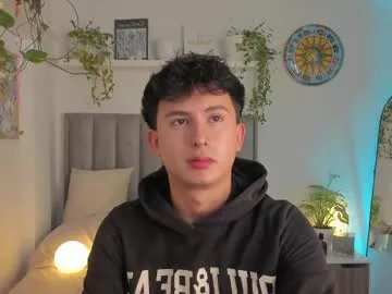 angelsofaurora – webcam model profile photo Image 14