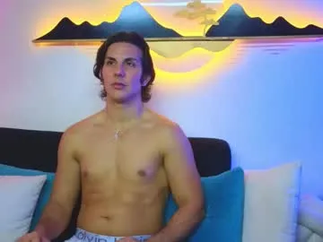 wentbrokeonstrippers – webcam model profile photo Image 19