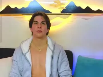 wentbrokeonstrippers – webcam model profile photo Image 4