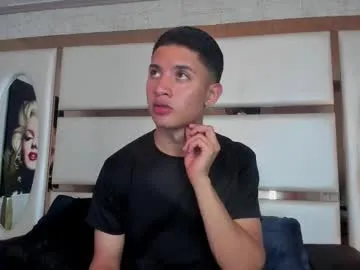 bright_diamonds_054 – webcam model profile photo Image 2