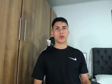 bryam_hot – webcam model profile photo Image 9