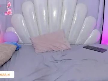 YingBao – webcam model profile photo Image 13