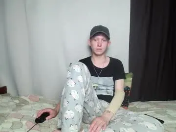 boysgang_sex – webcam model profile photo Image 13