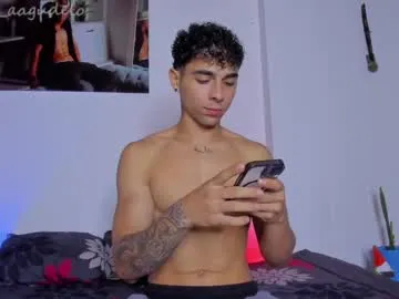 your_dolls – webcam model profile photo Image 7