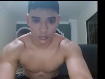 harrietxxx – webcam model profile photo Image 2