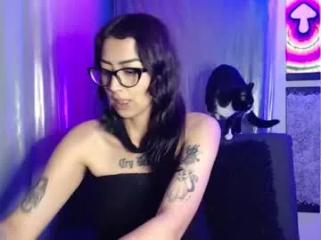 NickyAshcroft – webcam model profile photo Image 18