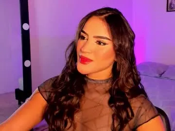 SilviaNoire – webcam model profile photo Image 4