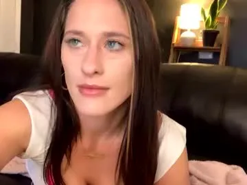 cute00kiara – webcam model profile photo Image 10