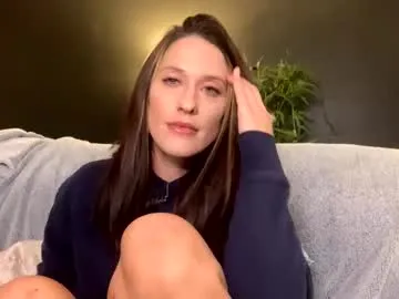 cute00kiara – webcam model profile photo Image 11