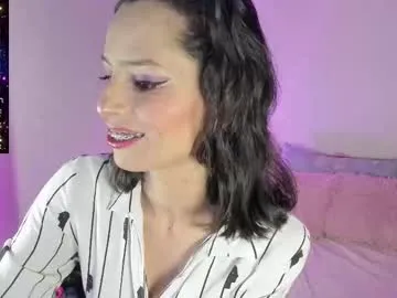 playussoftly – webcam model profile photo Image 8