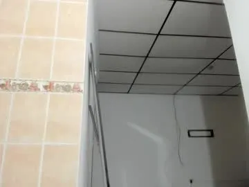 misskuroka – webcam model profile photo Image 8