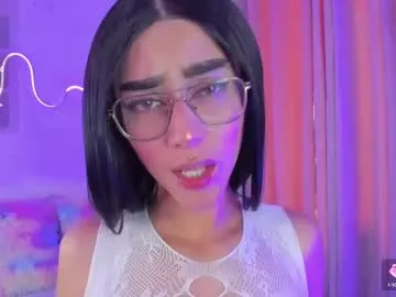 sweet_reverie – webcam model profile photo Image 10