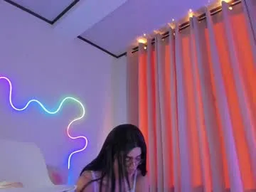 sweet_reverie – webcam model profile photo Image 9