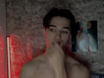 mason_jr – webcam model profile photo Image 4