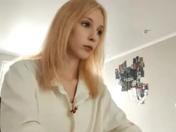 dears_pearlss – webcam model profile photo Image 2