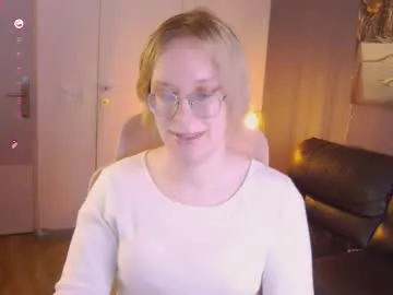 lilo_vanillix – webcam model profile photo Image 4