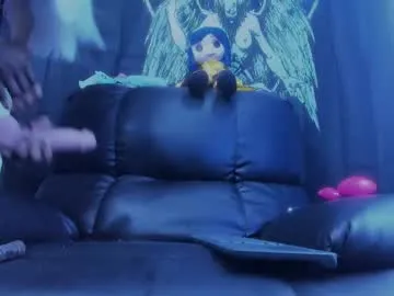 loving_ladies – webcam model profile photo Image 2