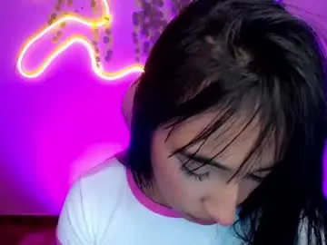 amber_morgan1 Image 13