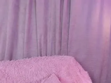 wet_dreamm22 – webcam model profile photo Image 9