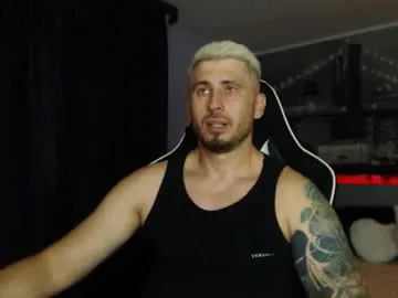 ululante – webcam model profile photo Image 13