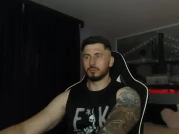 ululante – webcam model profile photo Image 2