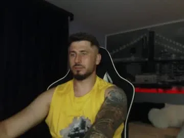 ululante – webcam model profile photo Image 5