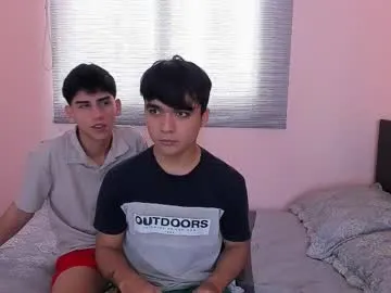 angelsofaurora – webcam model profile photo Image 4