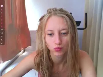petites_perles – webcam model profile photo Image 5