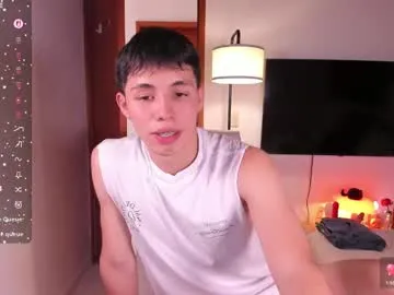 highnightz – webcam model profile photo Image 5