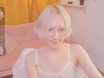 little_sharol – webcam model profile photo Image 15