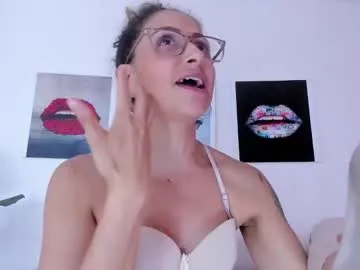 AprilHarrington – webcam model profile photo Image 16