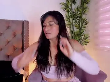 angela_fiory Image 3
