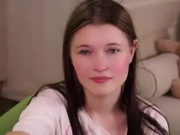 ErikaBonnie – webcam model profile photo Image 2