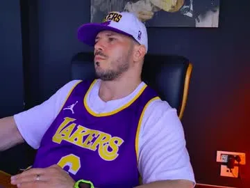 pinkypuppa – webcam model profile photo Image 3