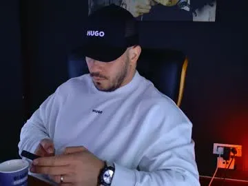 pinkypuppa – webcam model profile photo Image 4